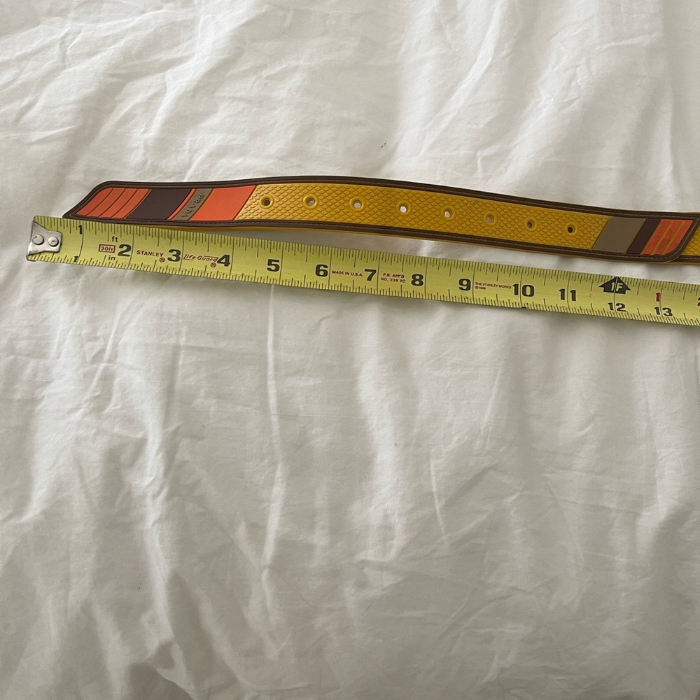 Woman’s Prada plastic with leather yellow belt - Picture 8 of 9